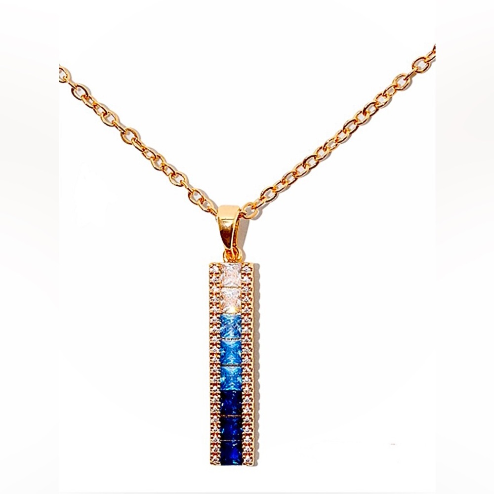 NWT💎VINCE CAMUTO Blue Ombre CZ Bar Necklace, Gold w/Blue & Clear stones - Picture 2 of 13